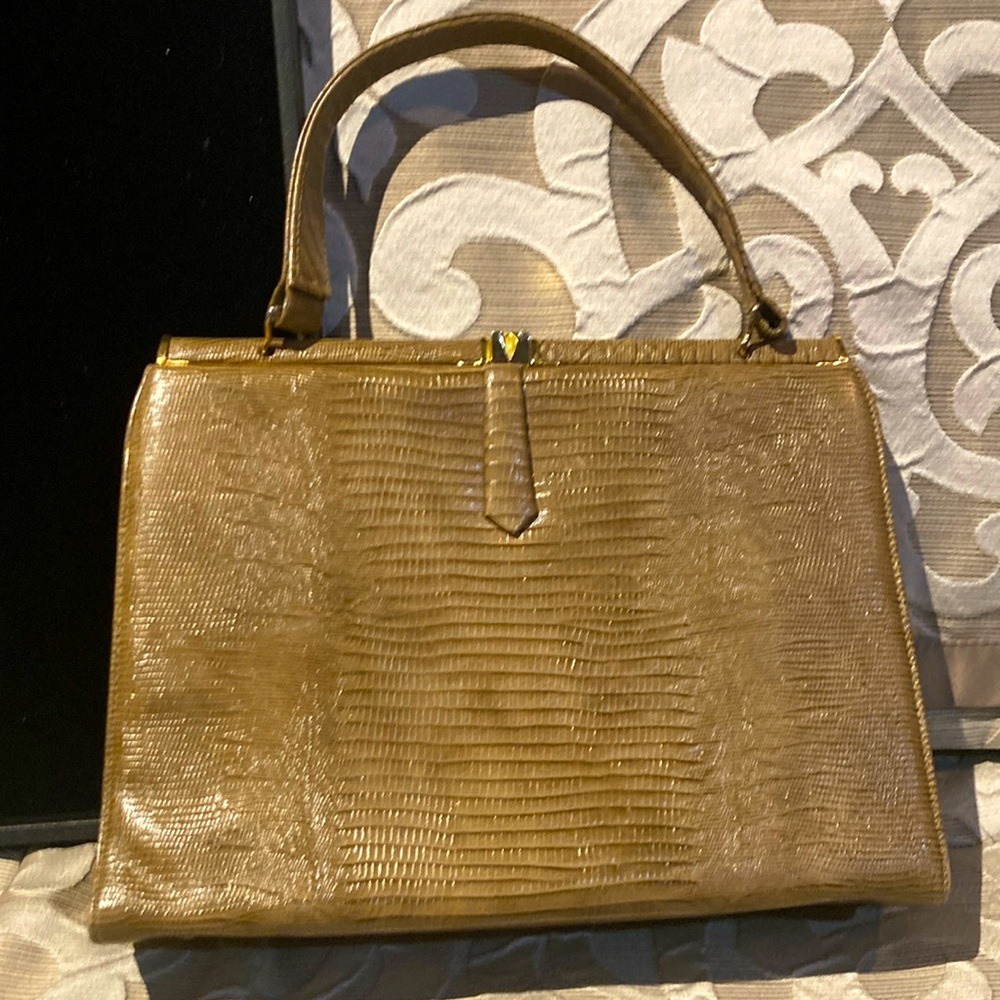 Elegant Brown Handbag
